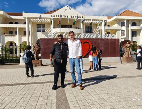 Suntricity Team in Madagascar